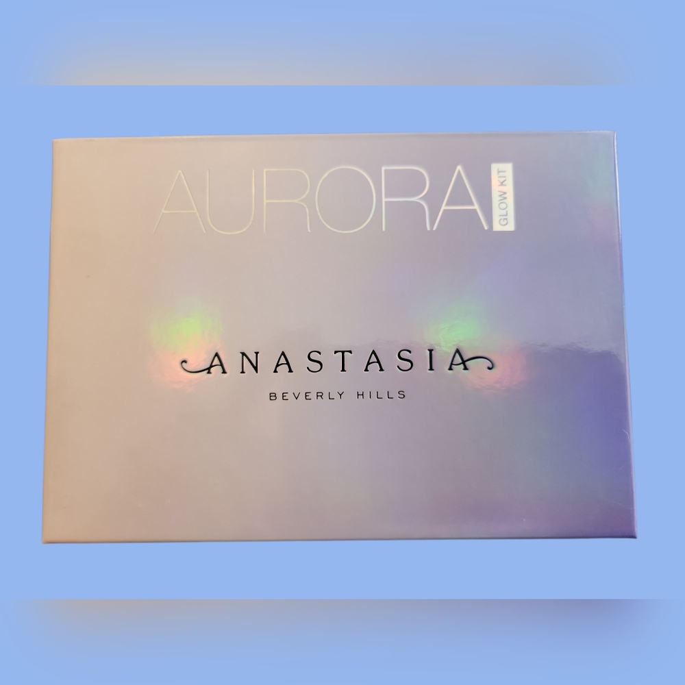 New! Anastasia Beverly Hills Aurora Glow Kit (without box)